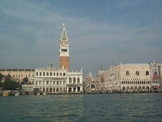 Piazza San Marco vanaf het water gezien