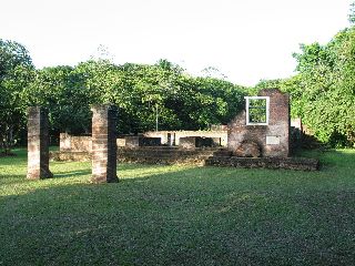 Ruïnes op de Jodensavanne