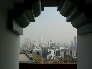 Uitzicht vanuit de pagode over modern Guangzhou